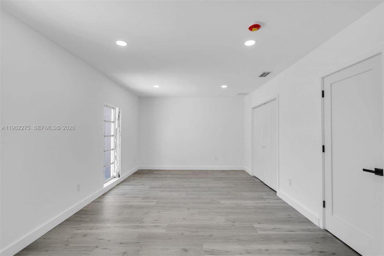 7412 Big Cypress Dr, Miami Lakes, FL 33014 Photo