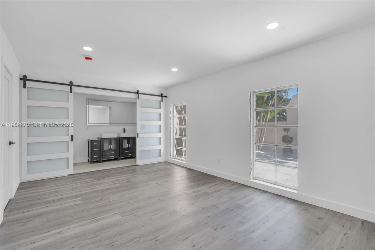 7412 Big Cypress Dr, Miami Lakes, FL 33014 Photo