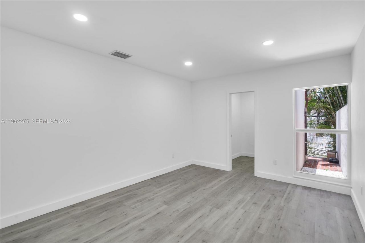 7412 Big Cypress Dr, Miami Lakes, FL 33014 Photo