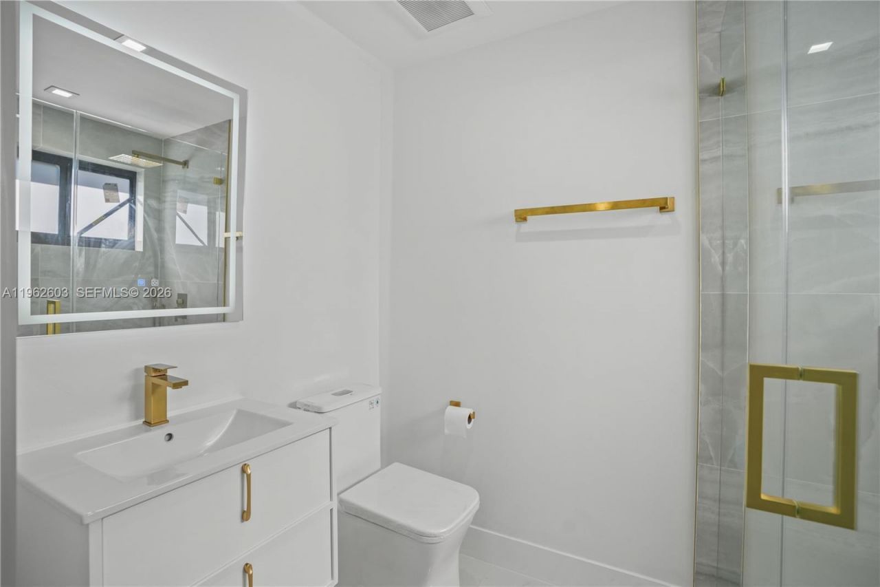 451 SW 38th Ter, Fort Lauderdale, FL 33312 Photo