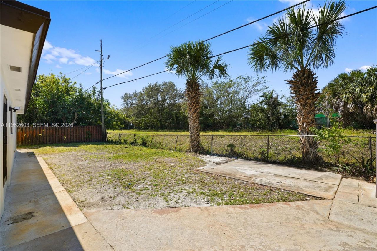 451 SW 38th Ter, Fort Lauderdale, FL 33312 Photo