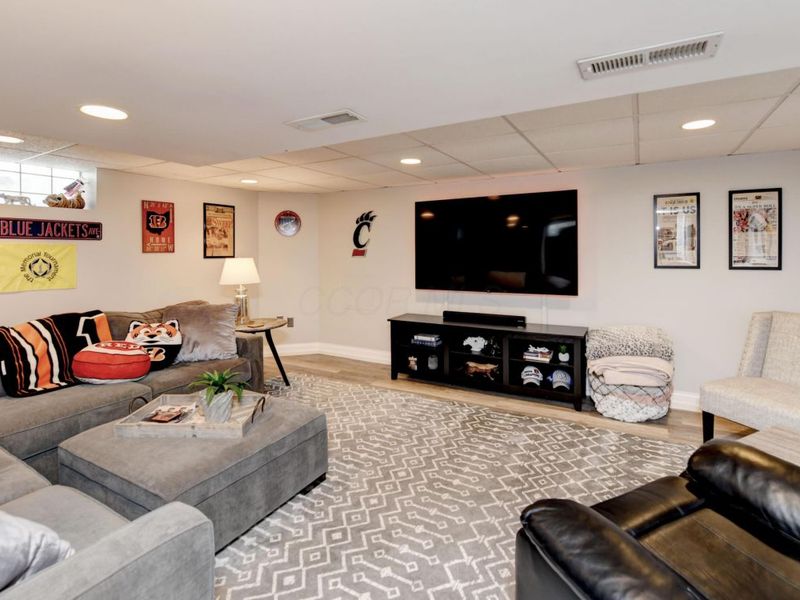 531 Richards Road, Columbus, OH 43214 Photo 25