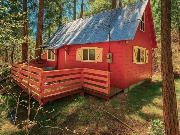 10520 Spruce Drive, Wofford Heights, CA 93285