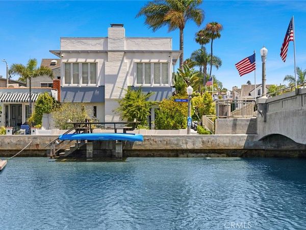 200 Grand Canal, Newport Beach, CA 92662