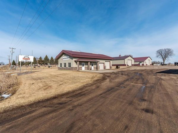 37325 State Highway 108 , Dent, MN 56528