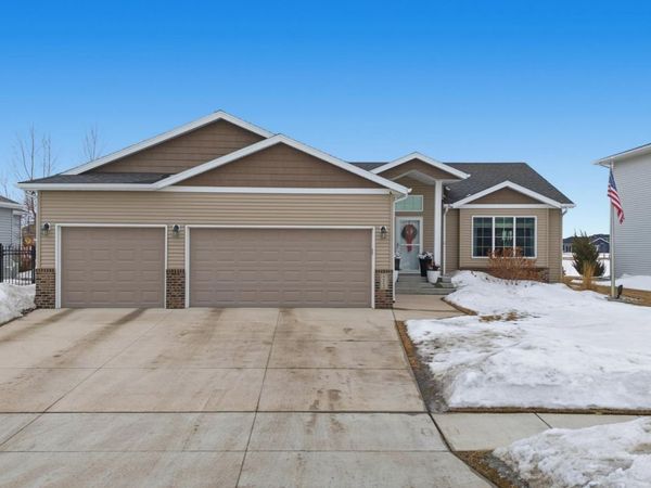 6965 24th Street S, Fargo, ND 58104