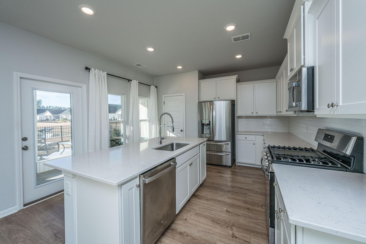 1209 Black Skimmer Street Photo 14