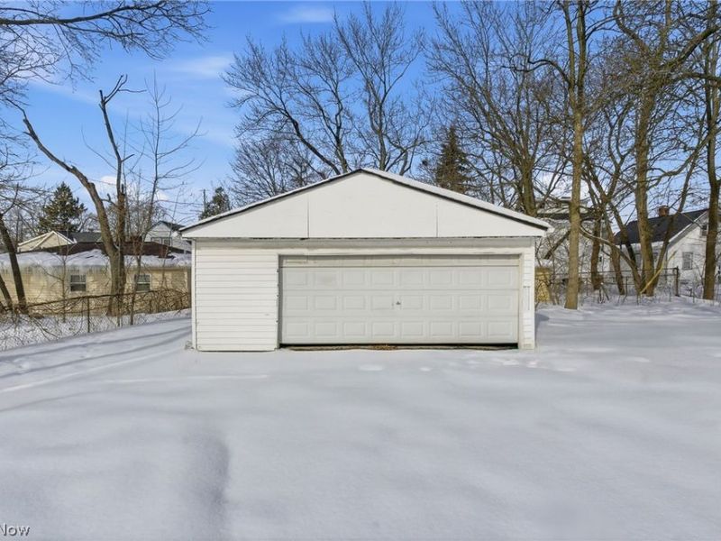 12309 Watterson Avenue, Cleveland, OH 44105 Photo 38