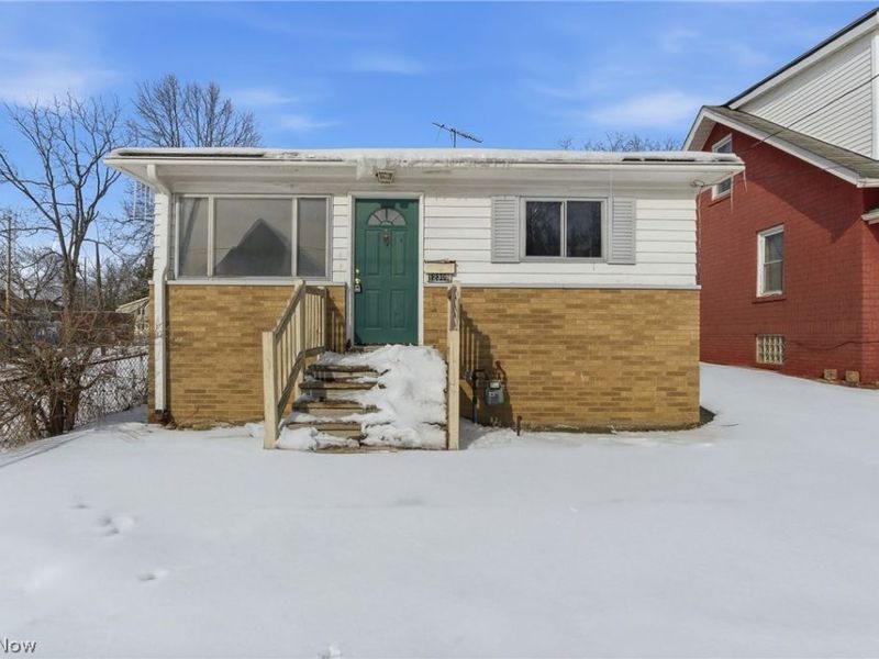 12309 Watterson Avenue, Cleveland, OH 44105 Photo 4