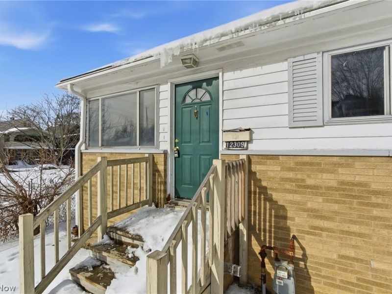 12309 Watterson Avenue, Cleveland, OH 44105 Photo 5