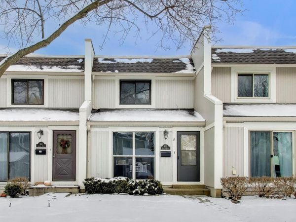 470 Ziegler Drive, Grayslake, IL 60030