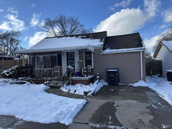 5880 Burr Street, Taylor, MI 48180