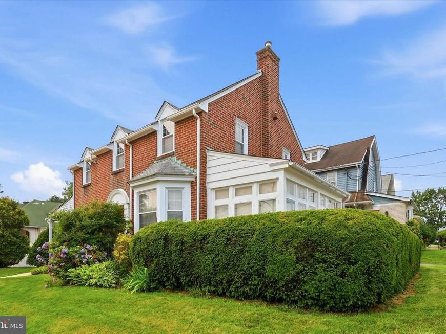 121 N Eagle Road, Havertown, PA 19083 Main Photo