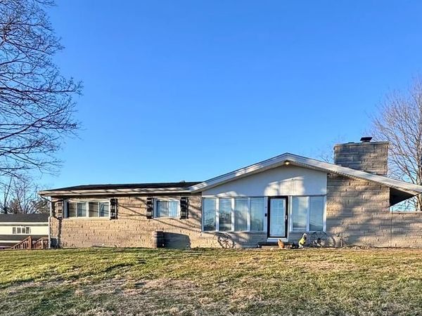 1951 Mayhew Road, Jackson, OH 45640