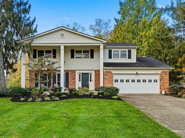 8363 Shadowpoint Court, Montgomery, OH 45242