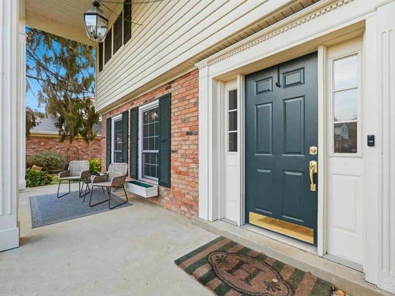 8363 Shadowpoint Court, Montgomery, OH 45242 Photo 3