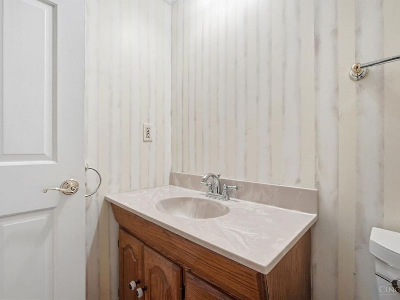 8363 Shadowpoint Court, Montgomery, OH 45242 Photo 37