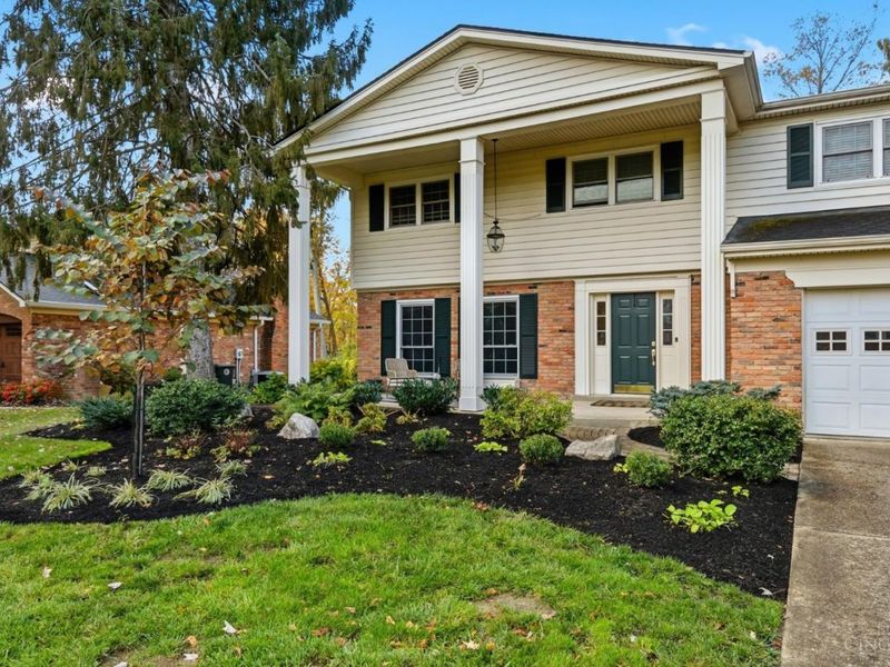 8363 Shadowpoint Court, Montgomery, OH 45242 Photo 4