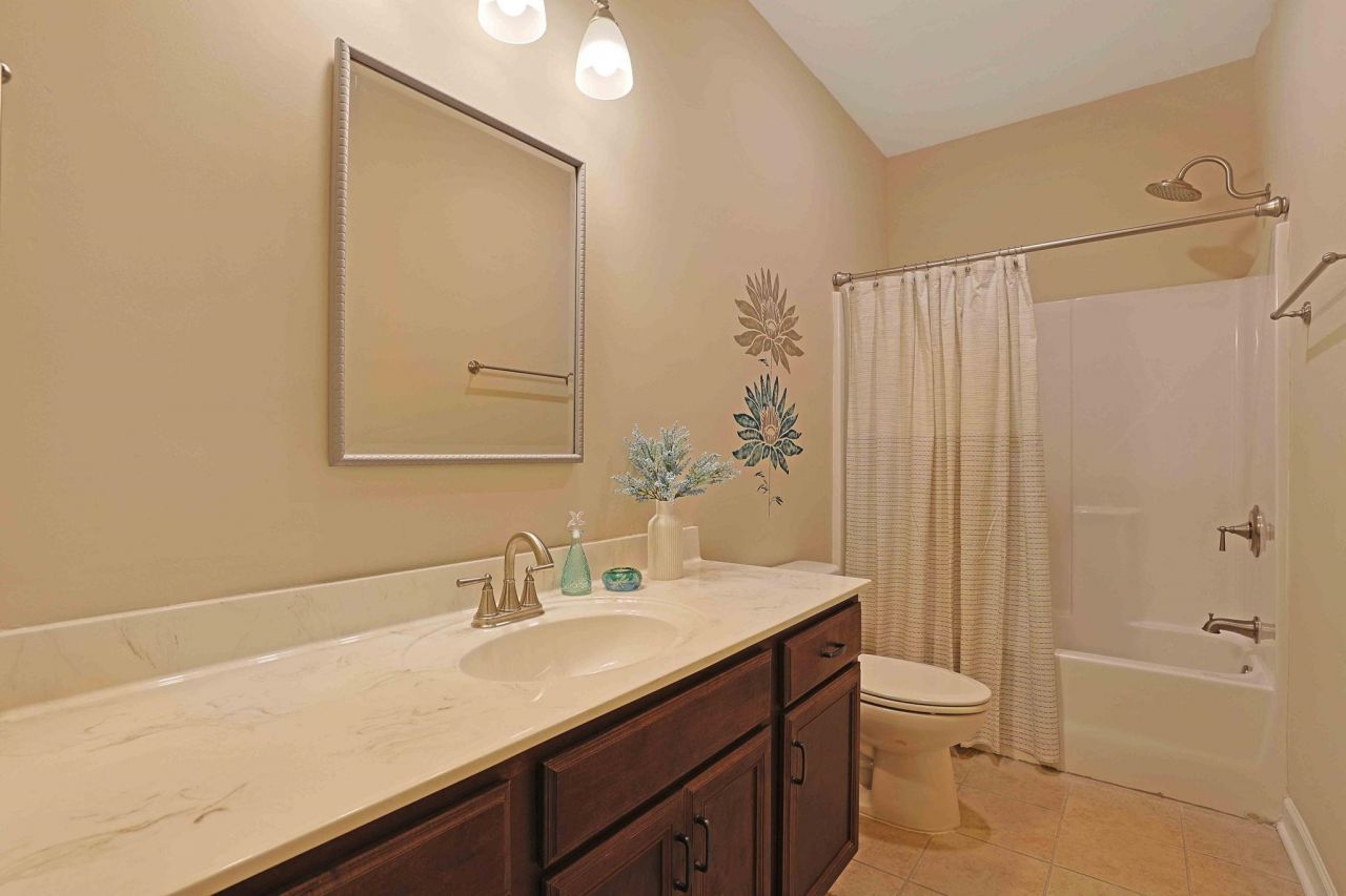 4543 Marshwood Dr. Photo 26