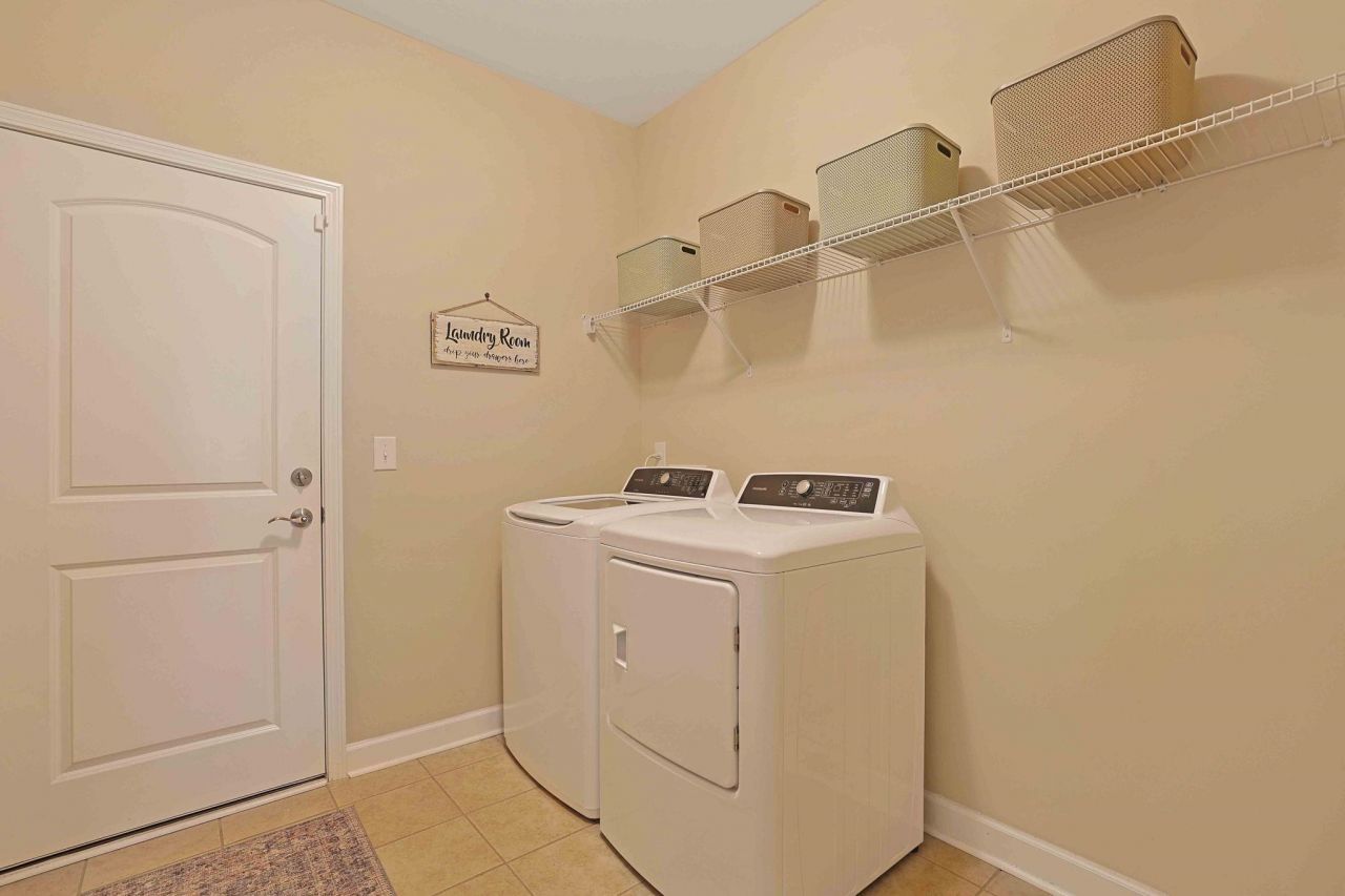 4543 Marshwood Dr. Photo 29