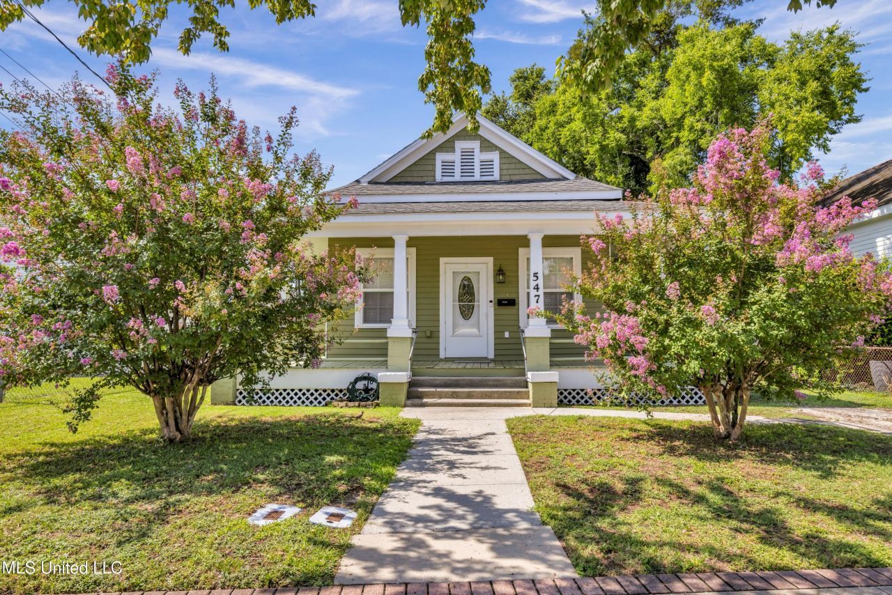 547 Howard Avenue, Biloxi, MS 39530 Main Photo