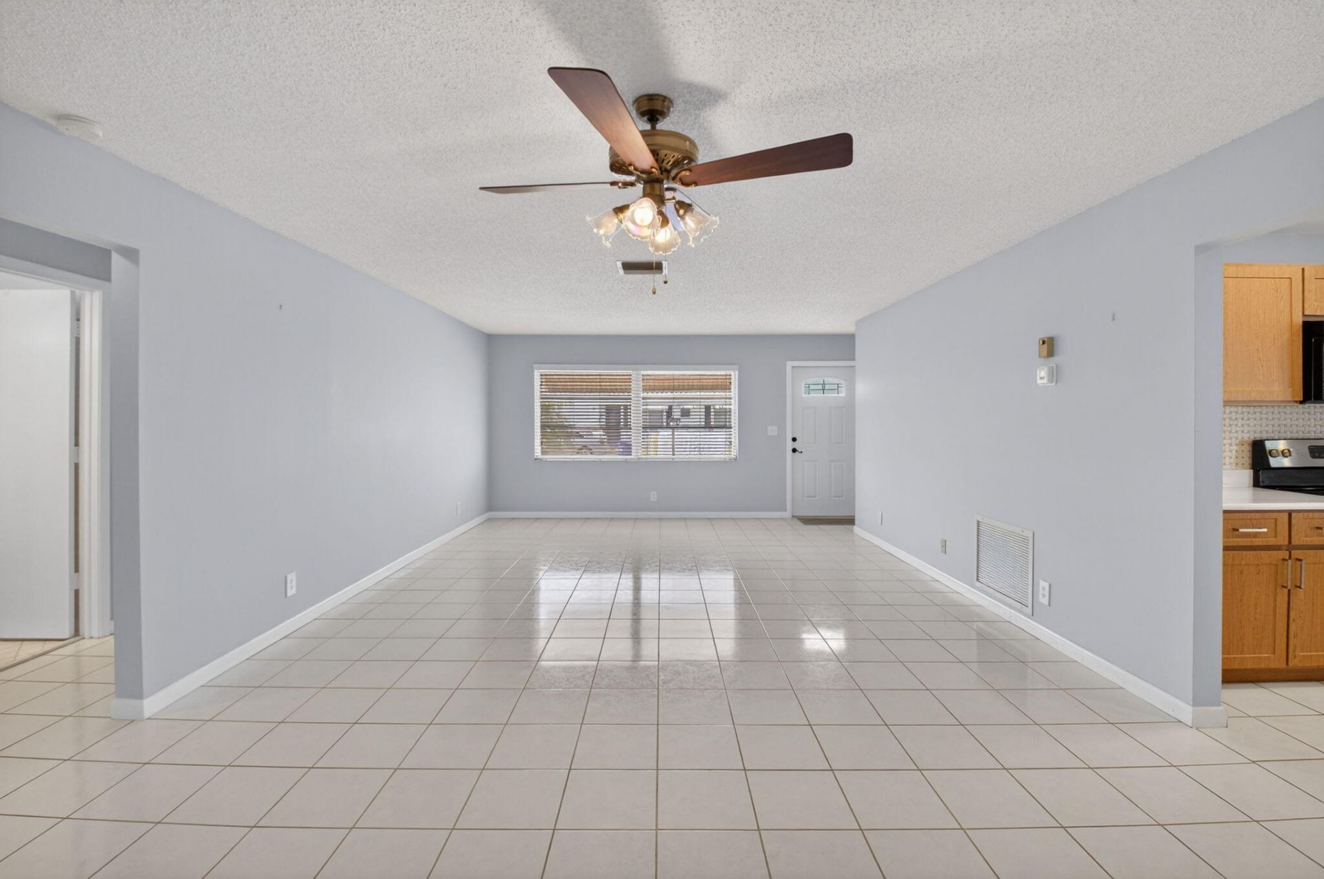 1825 SW 17th Street, Boynton Beach, FL 33426 Photo