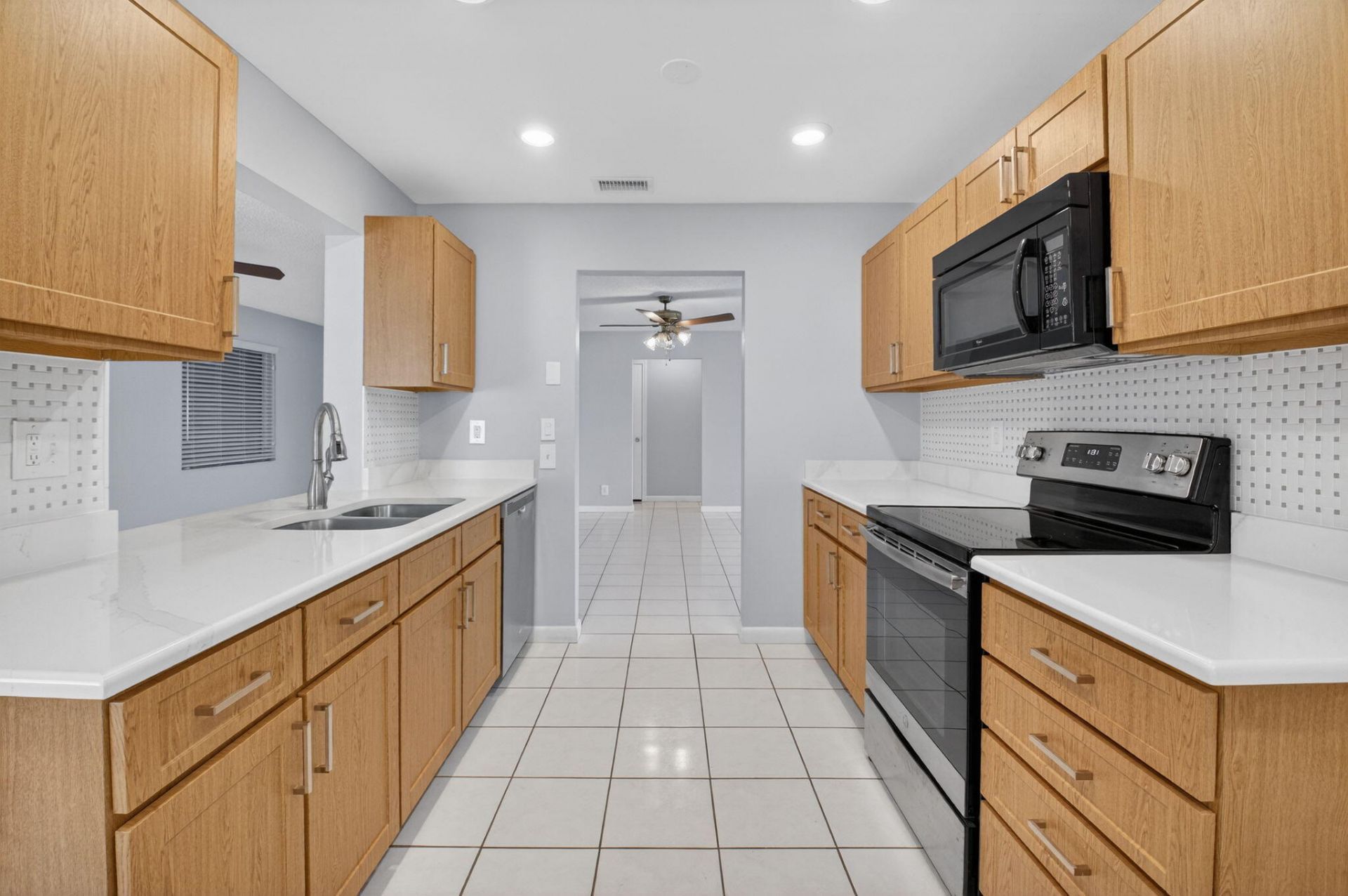 1825 SW 17th Street, Boynton Beach, FL 33426 Photo