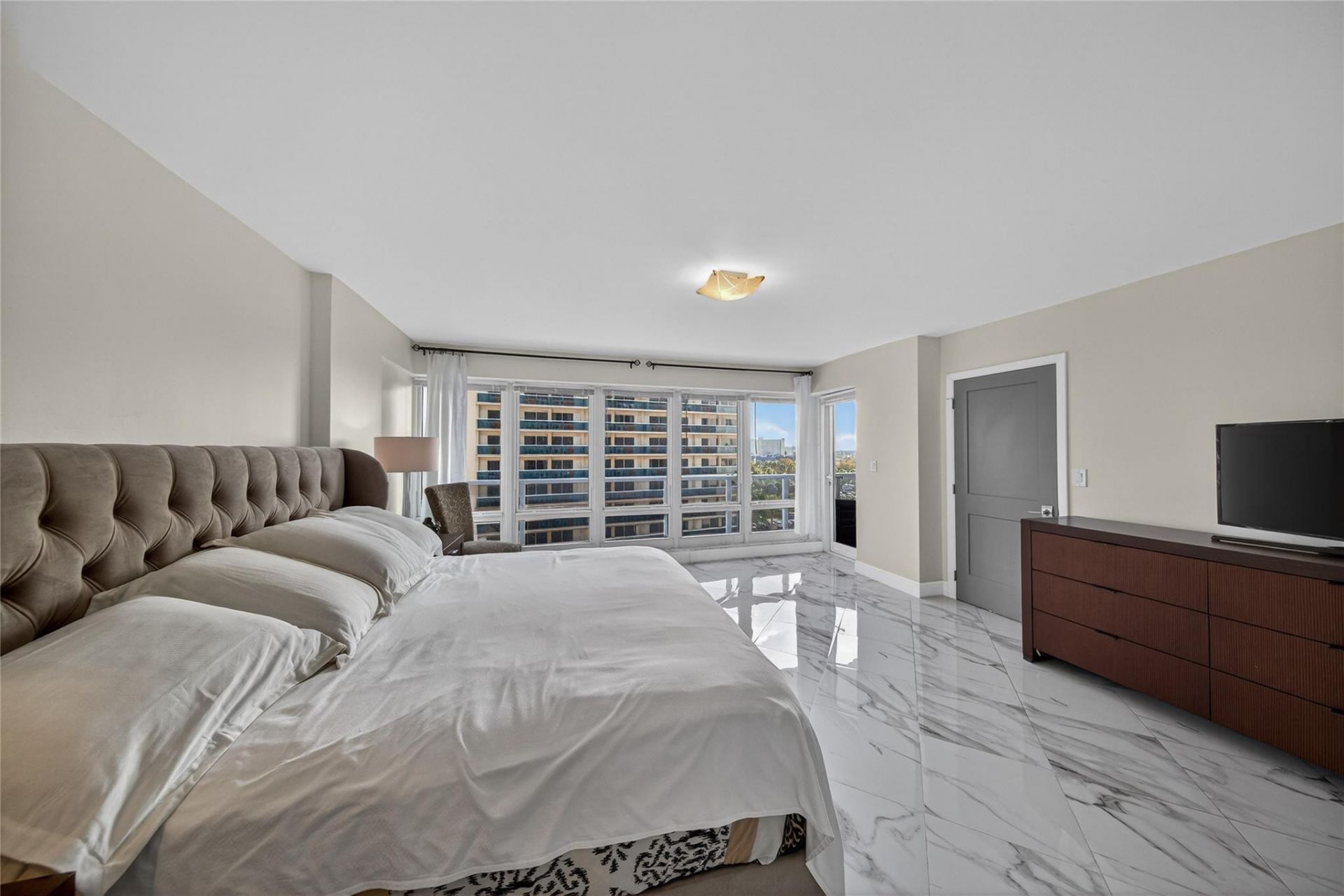 4100 Galt Ocean, Unit 606, Fort Lauderdale, FL 33308 Photo