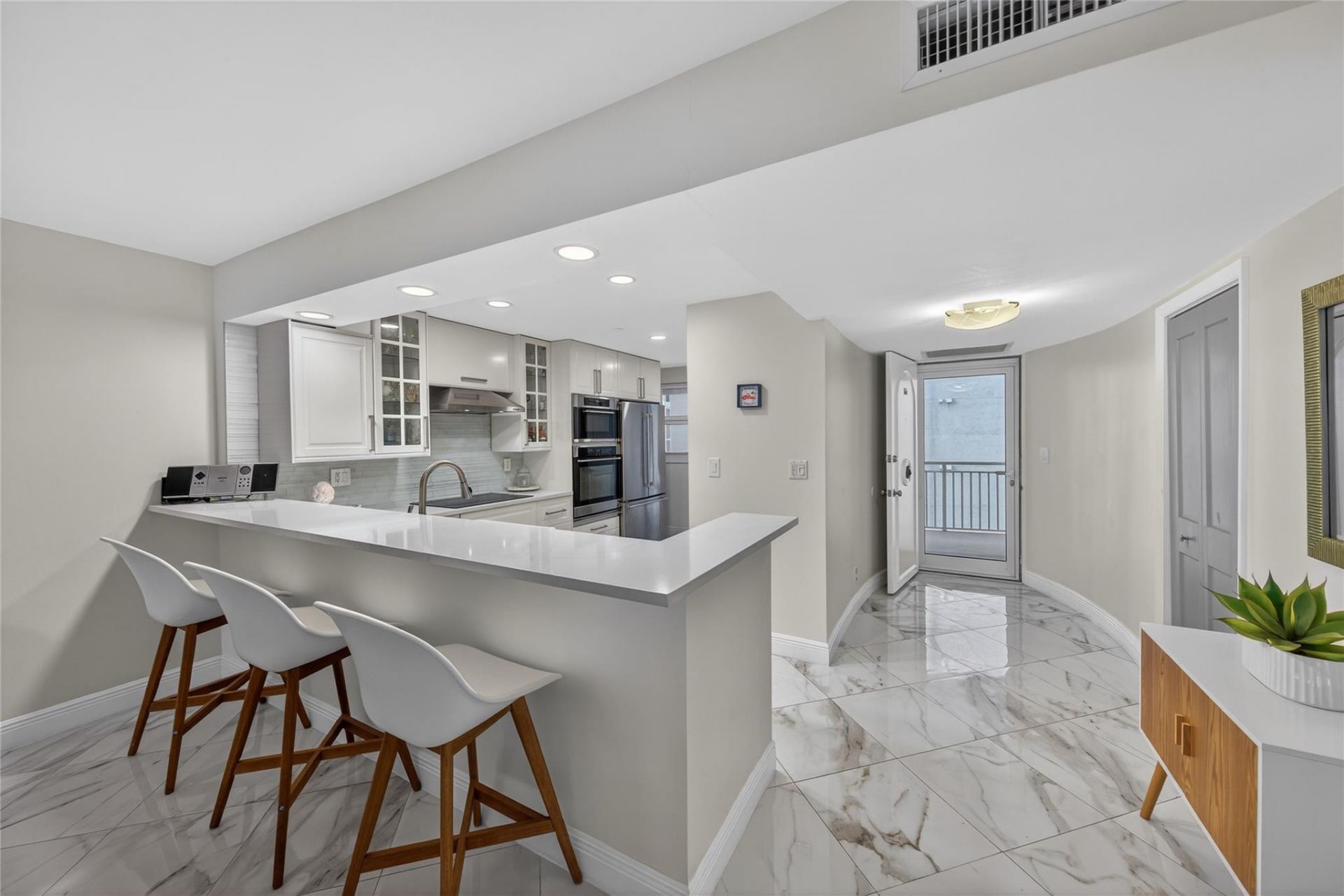 4100 Galt Ocean Drive, Unit 606, Fort Lauderdale, FL 33308 Photo