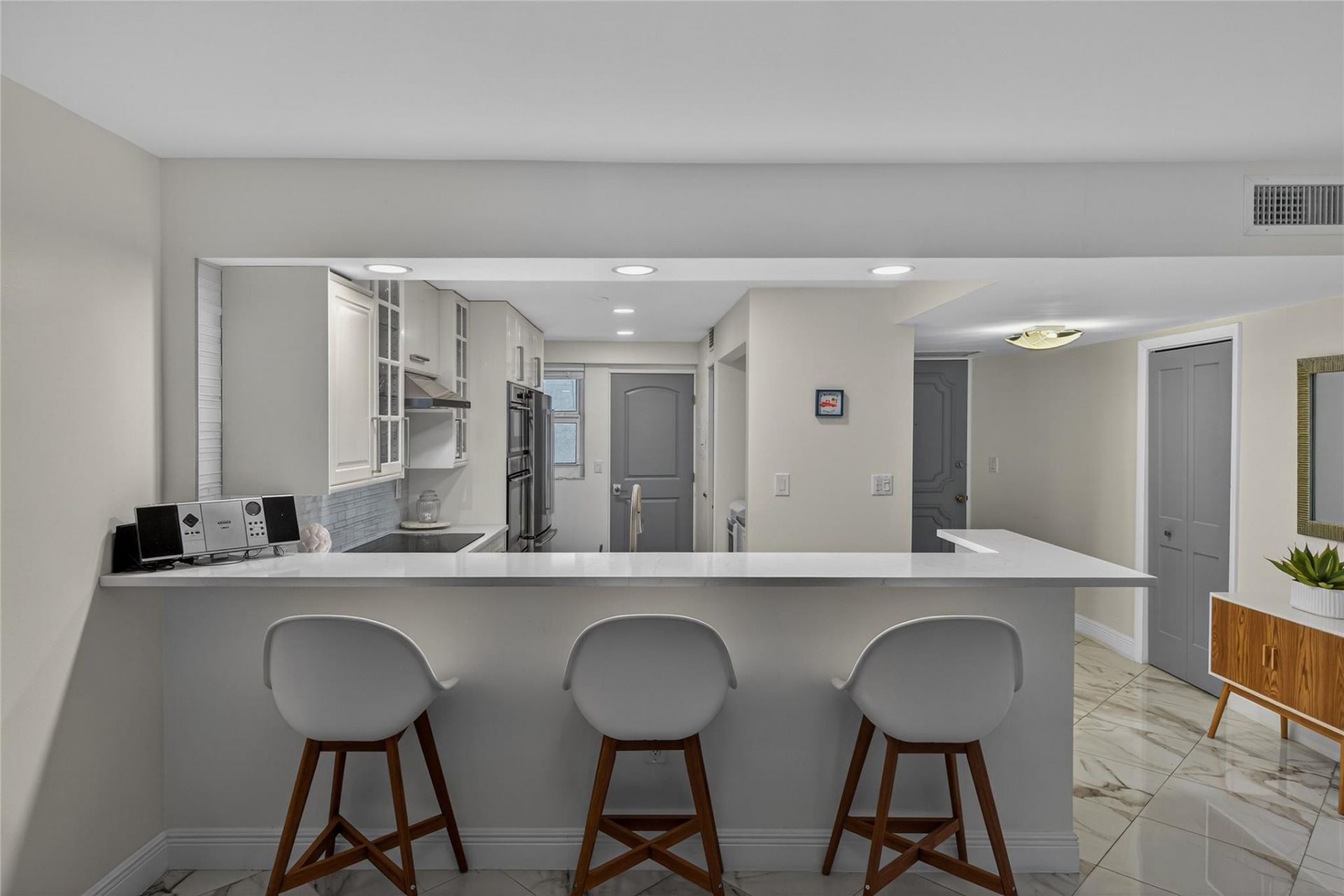 4100 Galt Ocean Drive, Unit 606, Fort Lauderdale, FL 33308 Photo