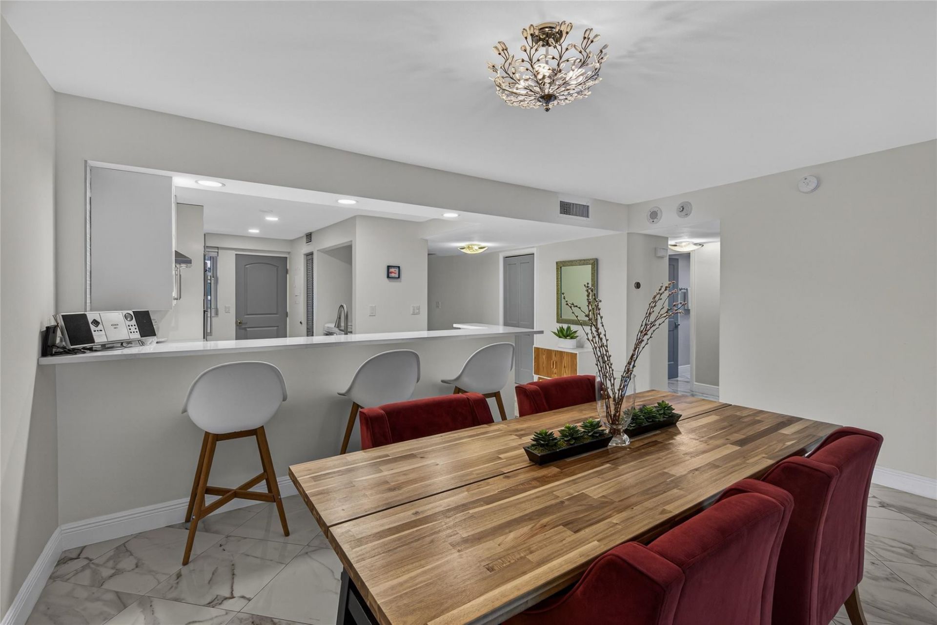 4100 Galt Ocean, Unit 606, Fort Lauderdale, FL 33308 Photo