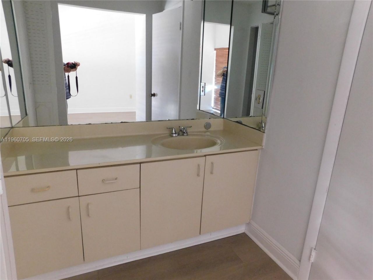 14211 Kendale Lakes Cir, Unit 14211, Miami, FL 33183 Photo