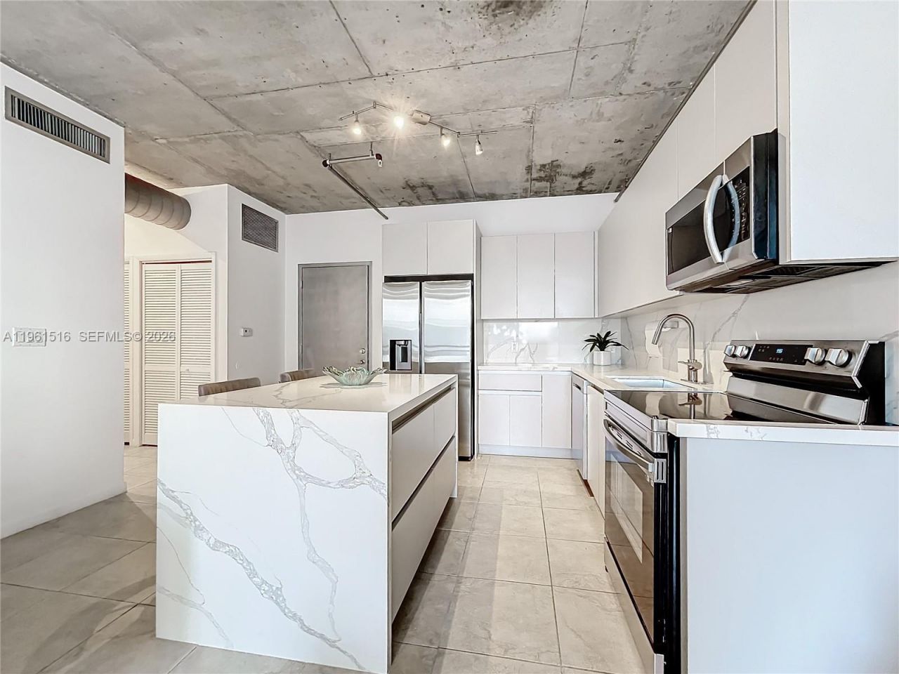 690 SW 1st Ct , Unit 1232, Miami, FL 33130 Photo