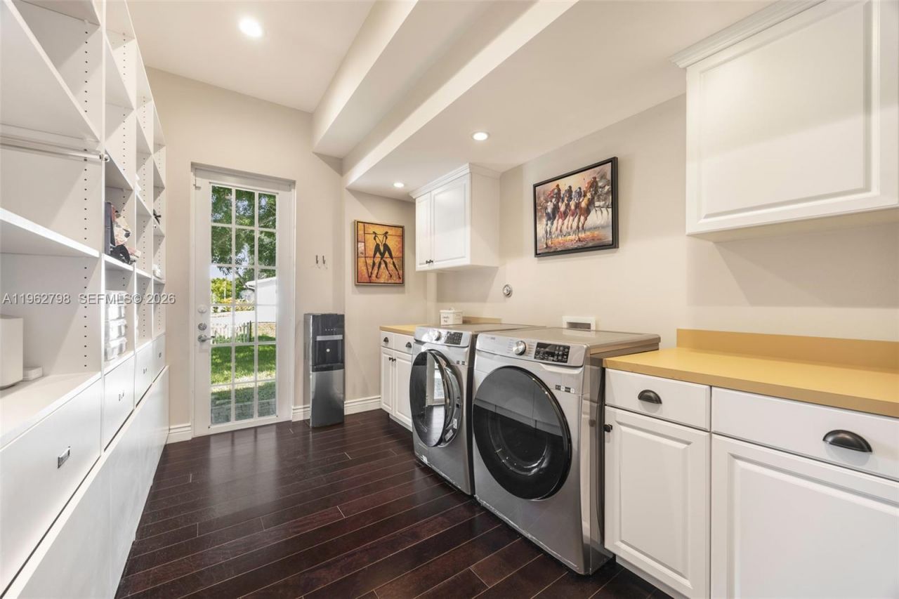 11000 SW 25th St , Davie, FL 33324 Photo