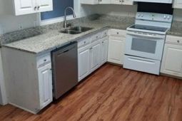 1307 Starling Road photo 4