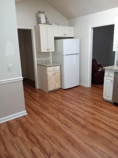 1307 Starling Road Photo 5