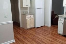 1307 Starling Road photo 4