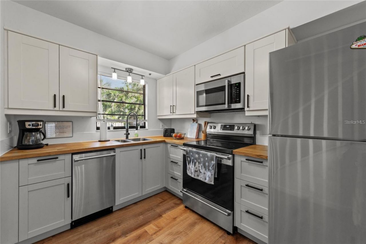 13433 Heald Lane, Unit 1A, Fort Myers, FL 33908 Photo