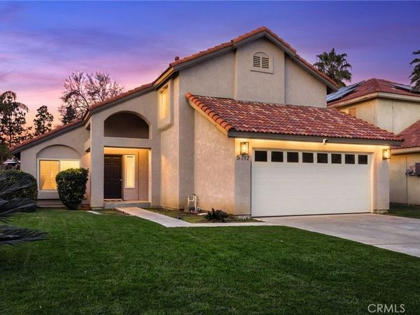 5717 Willowcrest Street, Bakersfield, CA 93313