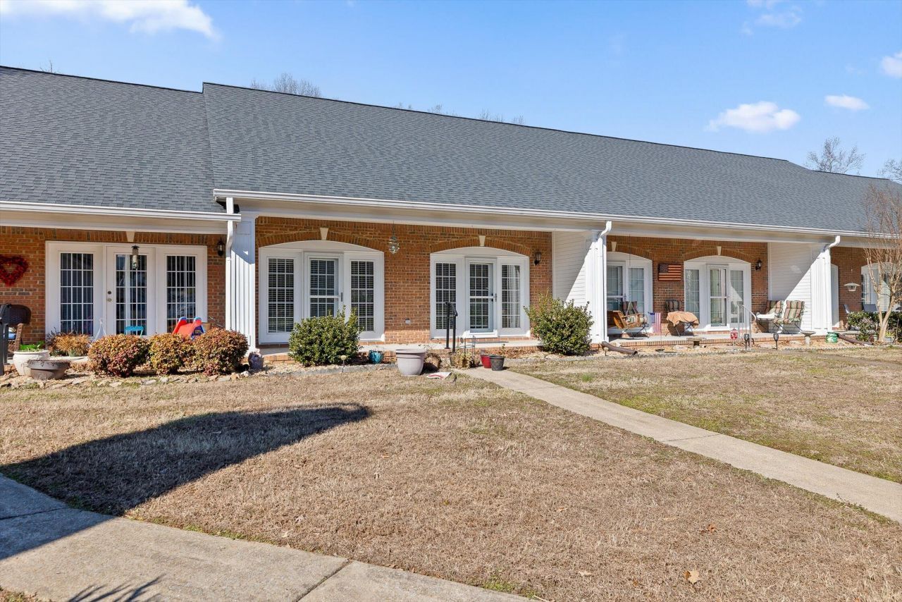 4924 Dayton Boulevard, Chattanooga, TN 37415 Main Photo