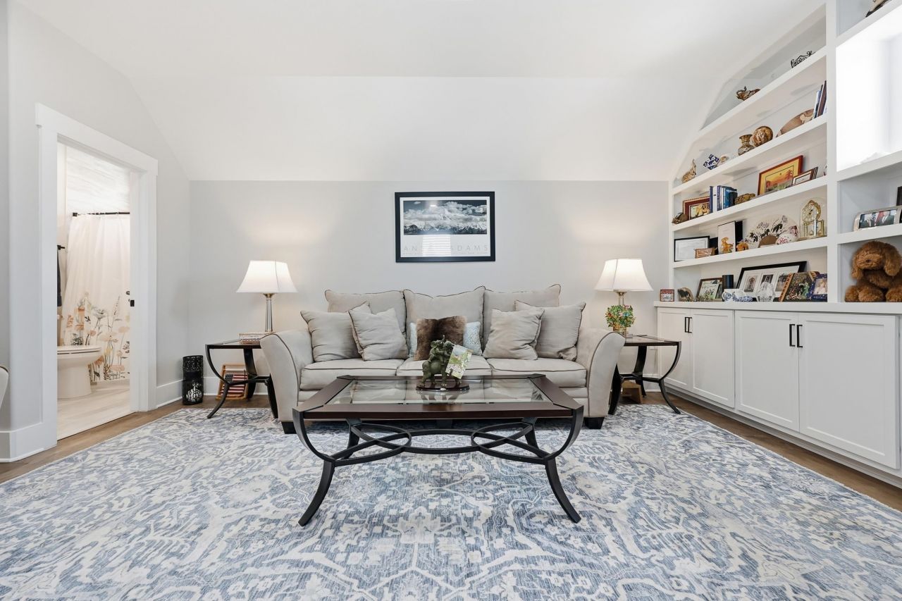 6892 Belancino Blvd. Photo 34