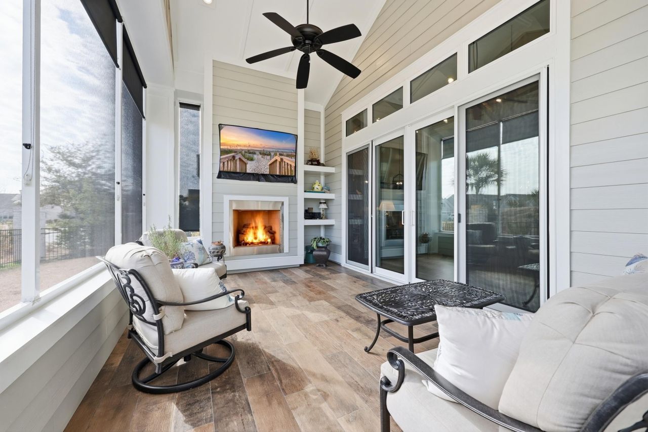 6892 Belancino Blvd. Photo 37