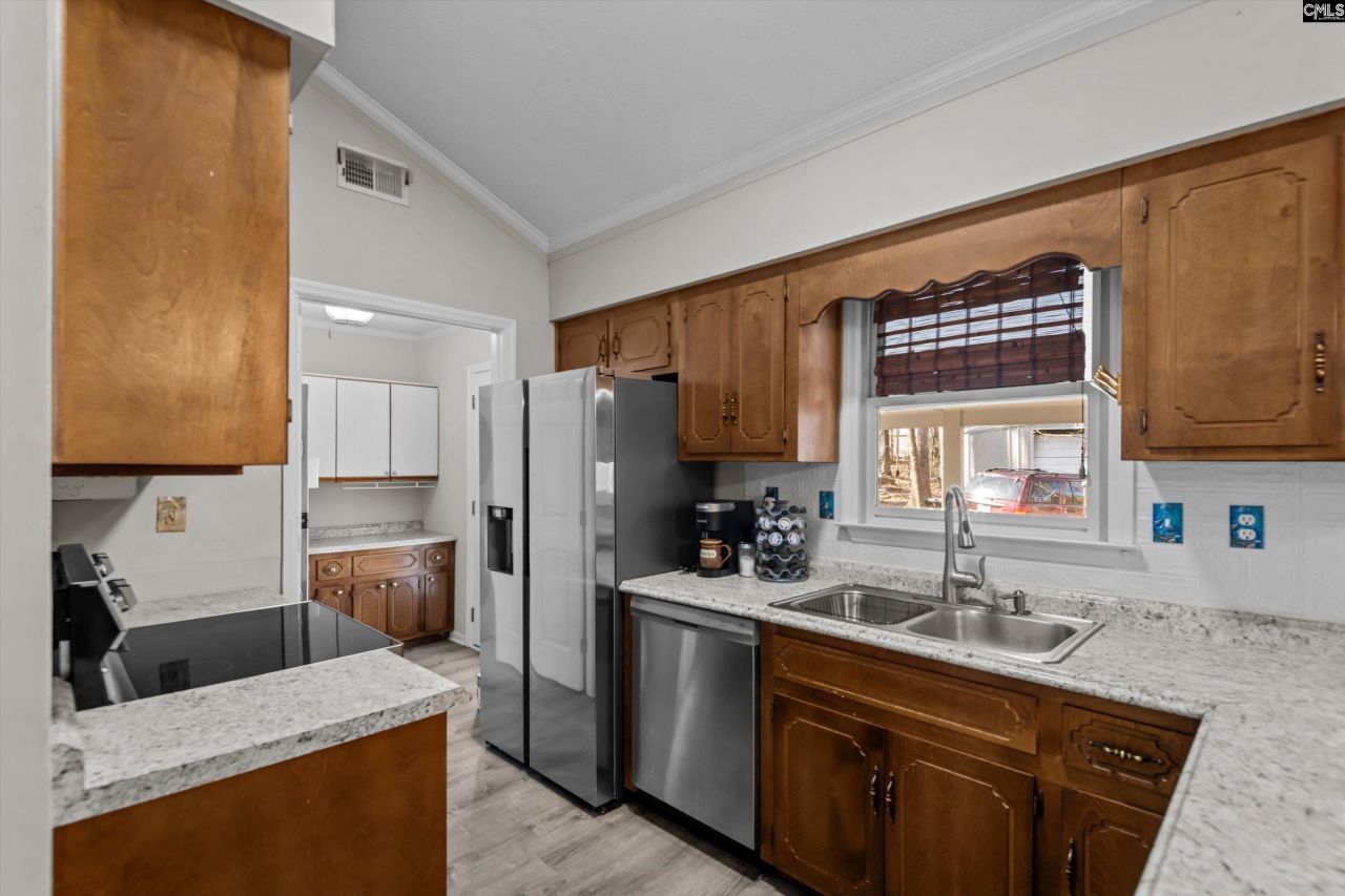 195 Lexington Lane Photo 10