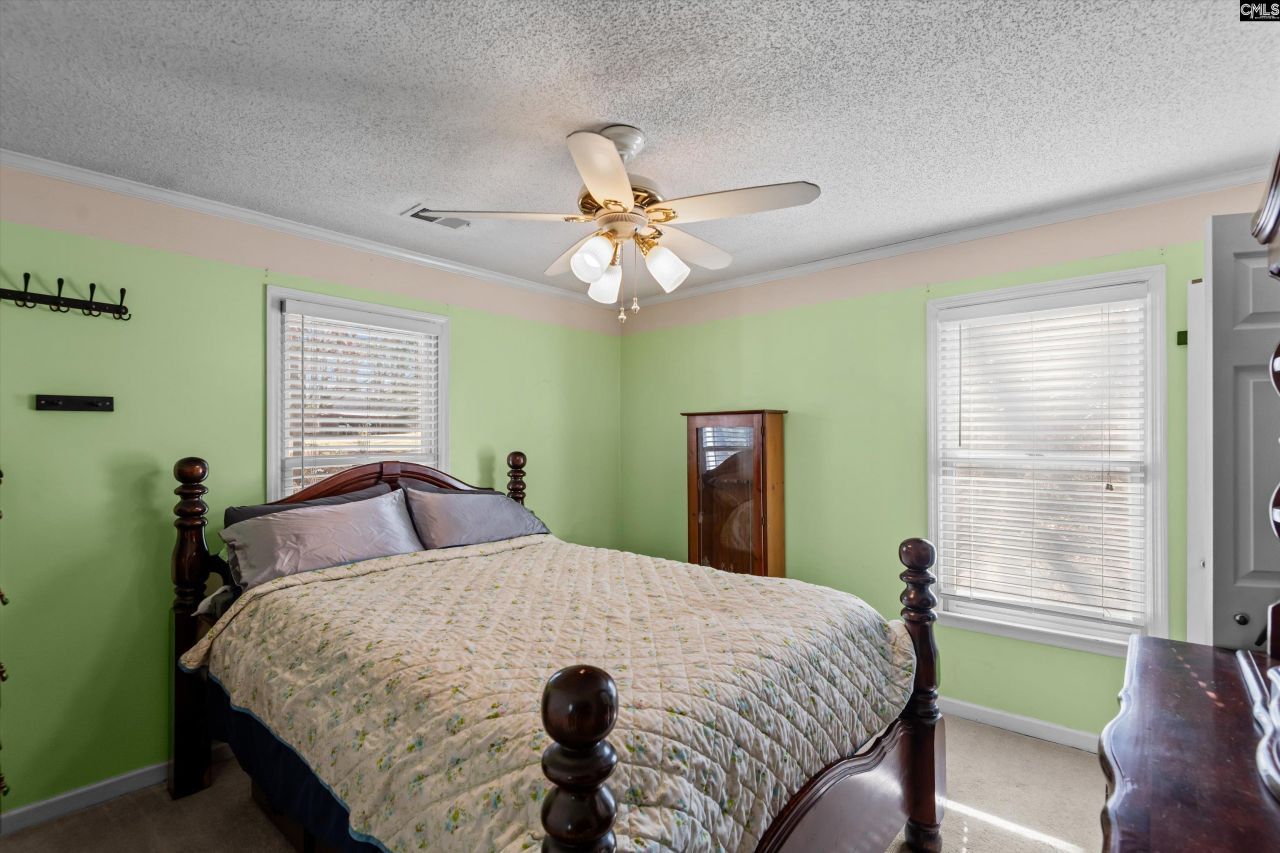 195 Lexington Lane Photo 14