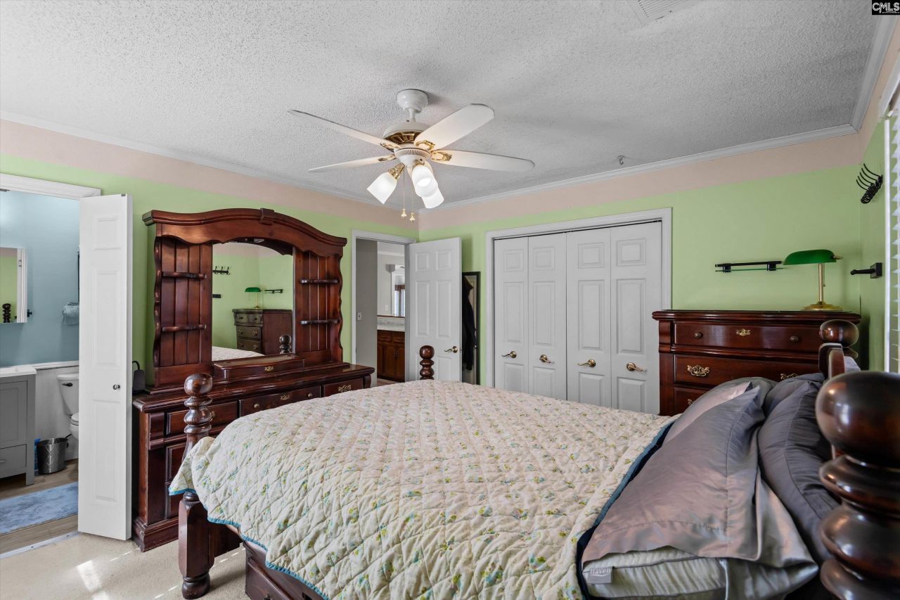 195 Lexington Lane Photo 15