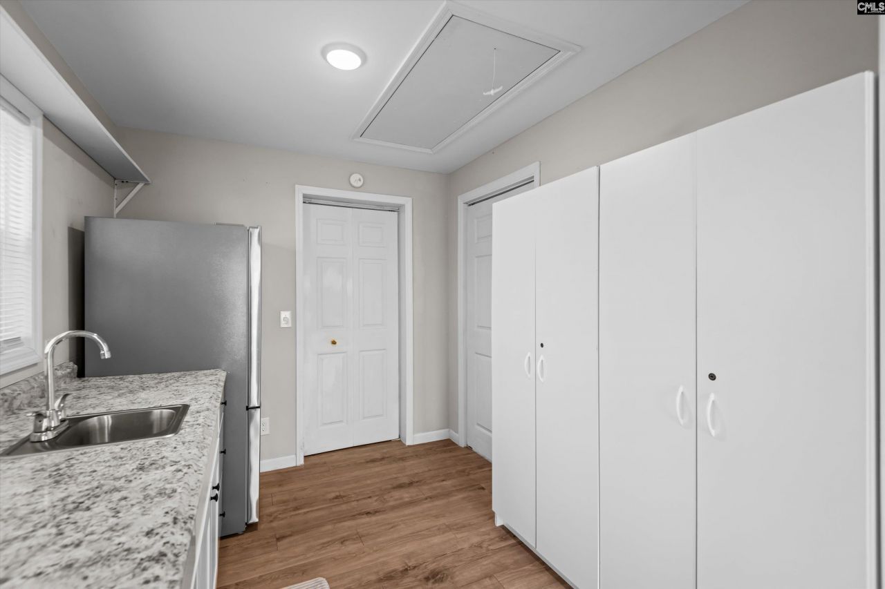 195 Lexington Lane Photo 21