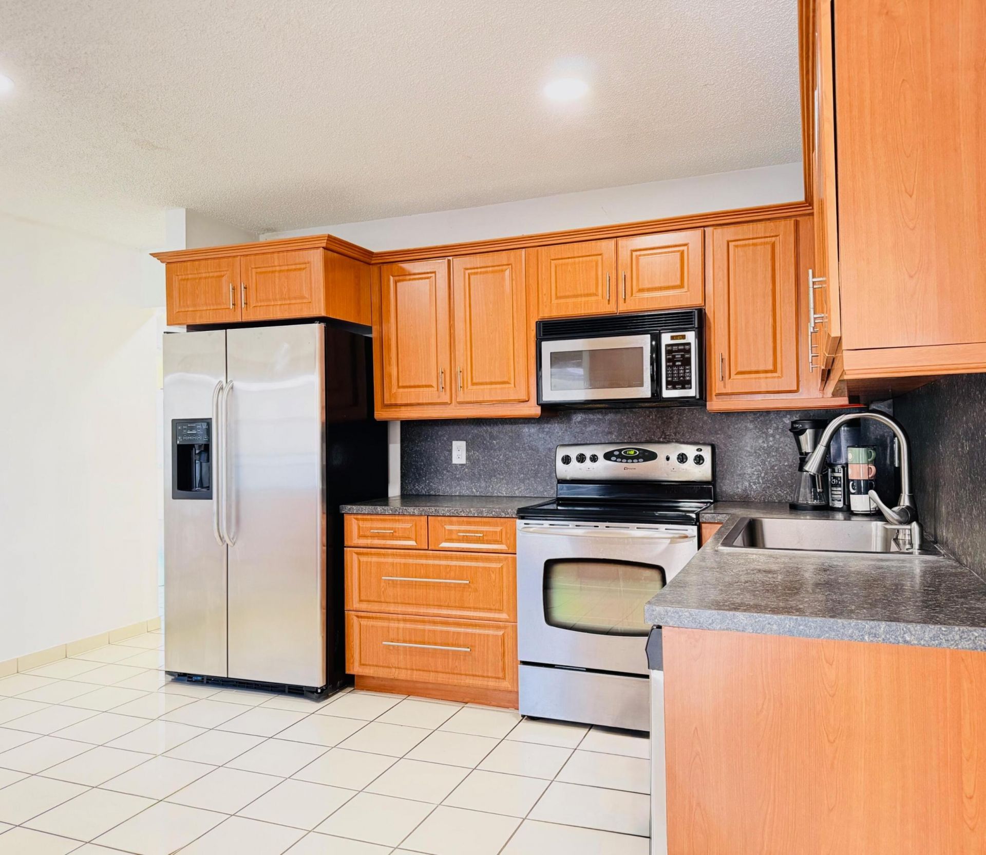8765 Azalea Court, Unit 204, Tamarac, FL 33321 Photo