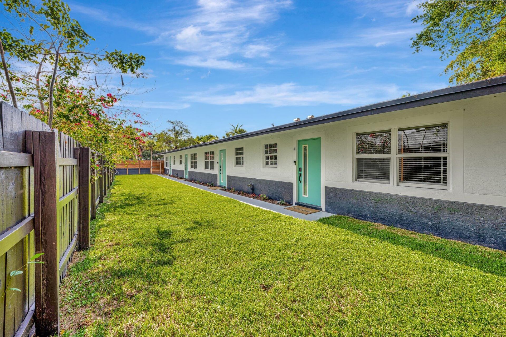 934 NW 4th Avenue, Unit 1-4, Fort Lauderdale, FL 33311 Photo