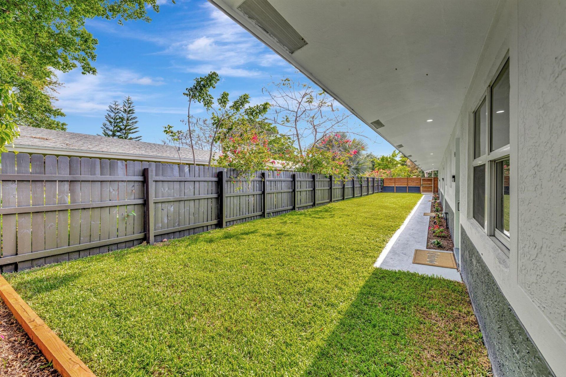 934 NW 4th Avenue, Unit 1-4, Fort Lauderdale, FL 33311 Photo