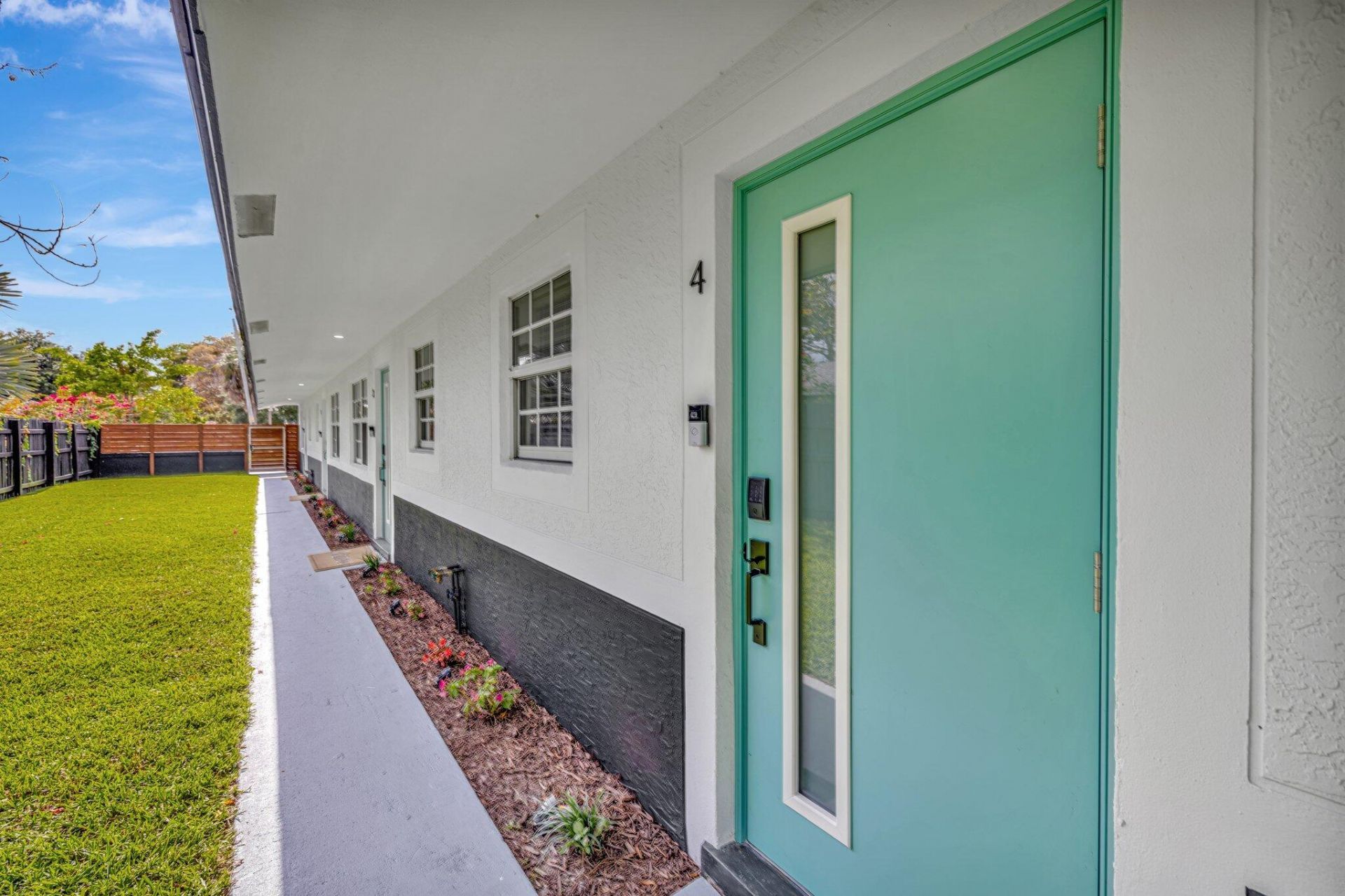 934 NW 4th Avenue, Unit 1-4, Fort Lauderdale, FL 33311 Photo